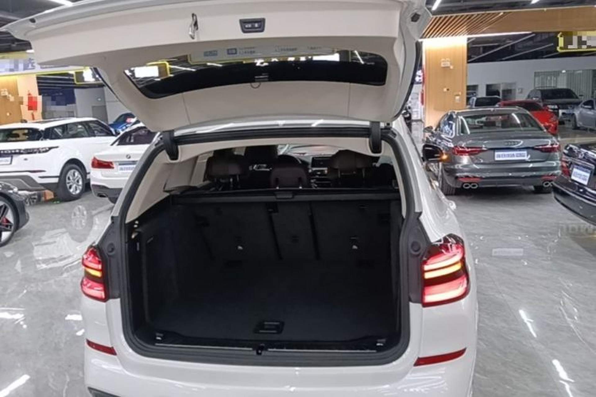 Used BMW X3 2021 xDrive28i M Sport Package Trunk