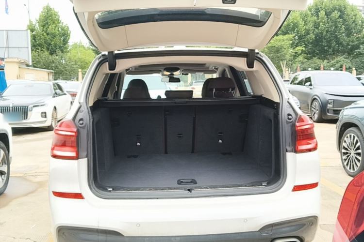 Used BMW X3 2021 Facelift xDrive28i M Sport Package Trunk