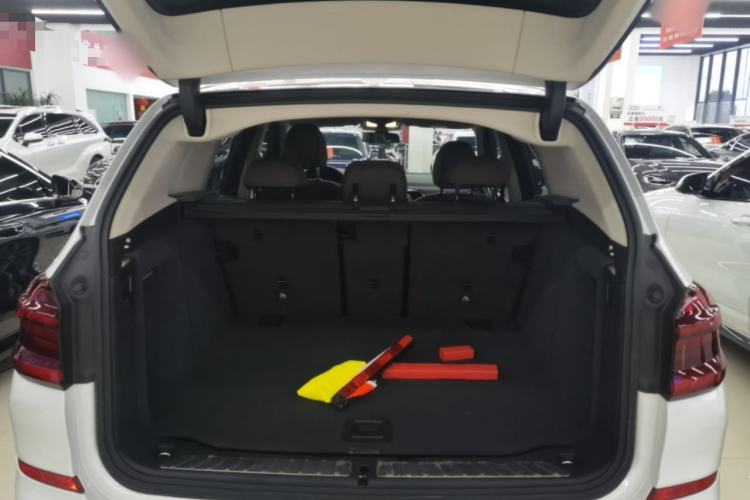 Used BMW X3 2021 xDrive25i M Sport Package Trunk