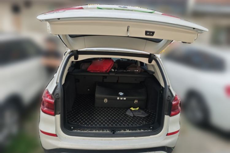 Used BMW X3 2021 xDrive28i Luxury Package Trunk