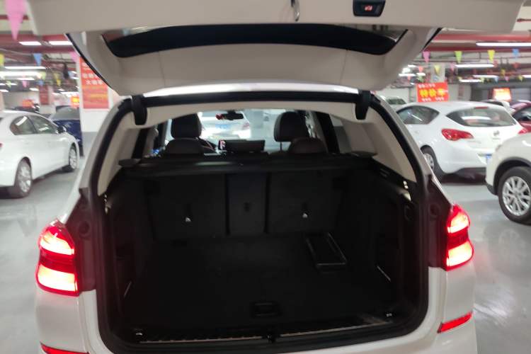 Used BMW X3 2021 xDrive25i M Sport Package Trunk