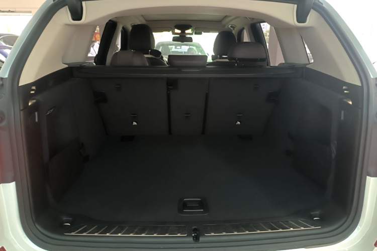 Used BMW X3 2021 xDrive25i Luxury Package Trunk