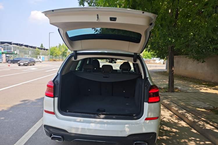 Used BMW X3 2021 Restyled xDrive25i M Sport Package Trunk