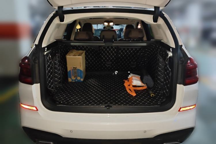 Used BMW X3 2021 Facelift xDrive28i M Sport Package Trunk