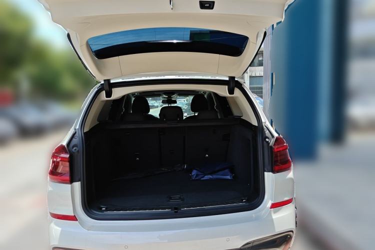 Used BMW X3 2021 xDrive25i M Sport Package Trunk