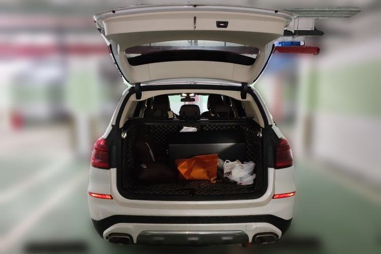 Used BMW X3 2021 xDrive25i Luxury Package Trunk