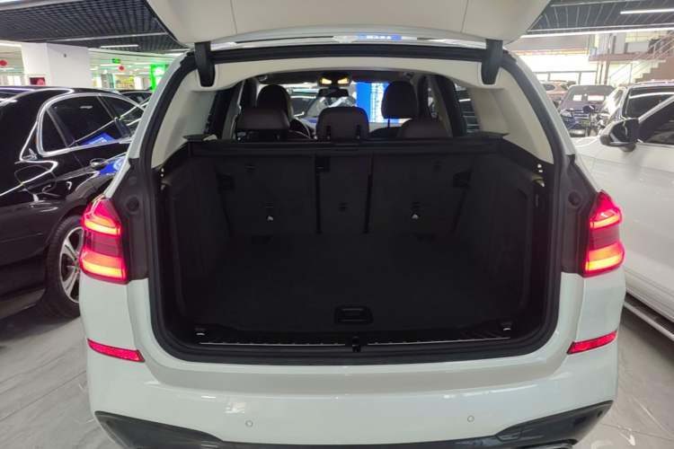 Used BMW X3 2021 xDrive25i M Sport Package Trunk