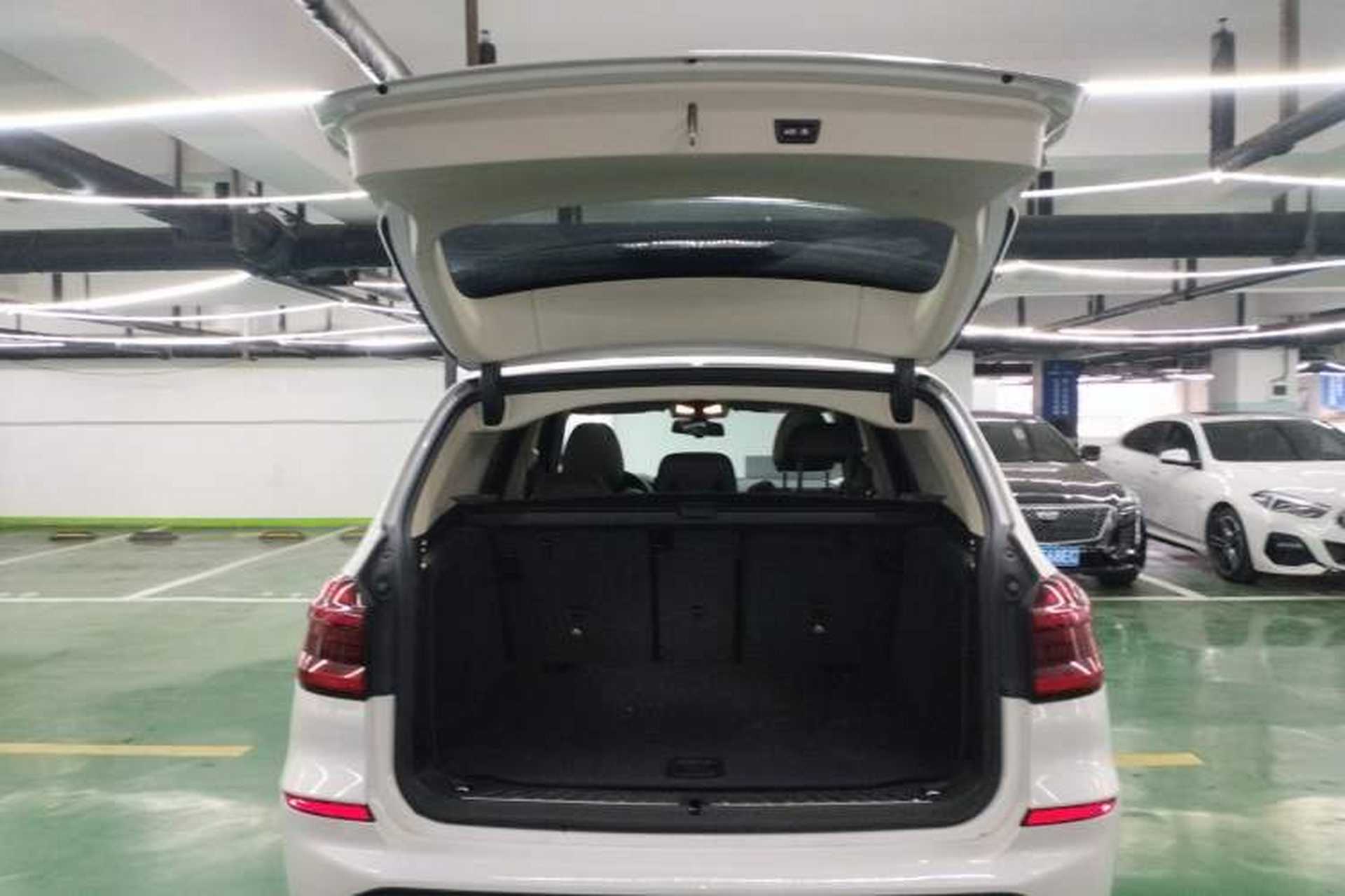 Used BMW X3 2021 xDrive28i Luxury Package Trunk