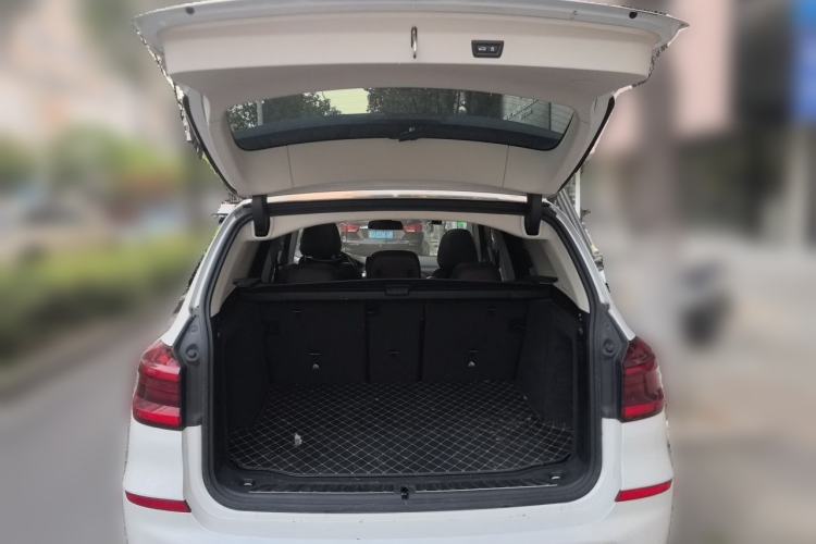 Used BMW X3 2021 xDrive28i Luxury Package Trunk