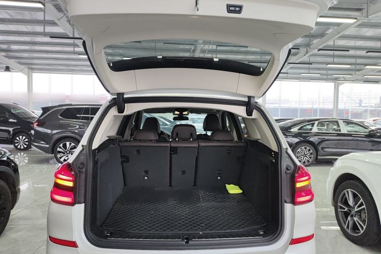 Used BMW X3 2021 Restyled xDrive30i Leading Edition M Sport Package Trunk