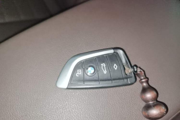 Used BMW X3 2021 xDrive25i Luxury Package Vehicle Key