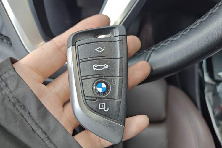 Used BMW X3 2021 xDrive28i Luxury Package Vehicle Key