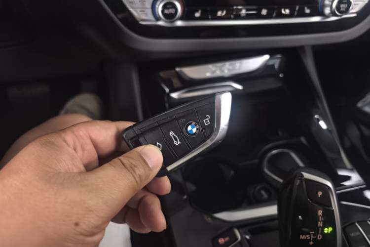 Used BMW X3 2021 xDrive28i Luxury Package Vehicle Key
