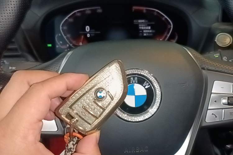 Used BMW X3 2021 xDrive28i Luxury Package Vehicle Key