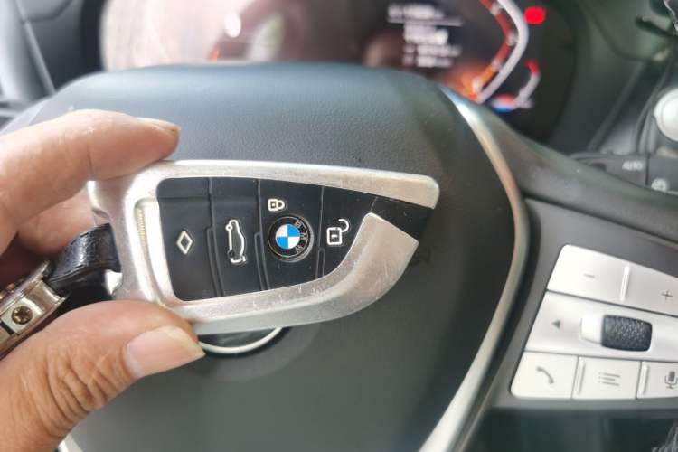 Used BMW X3 2021 xDrive28i Luxury Package Vehicle Key