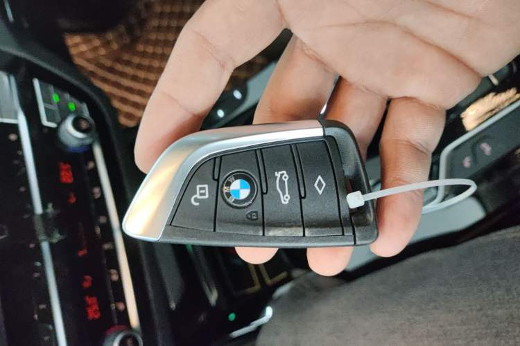 Used BMW X3 2021 xDrive28i Luxury Package Vehicle Key