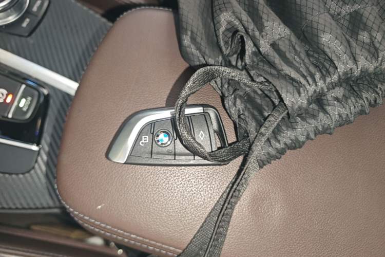 Used BMW X3 2021 xDrive28i Luxury Package Vehicle Key