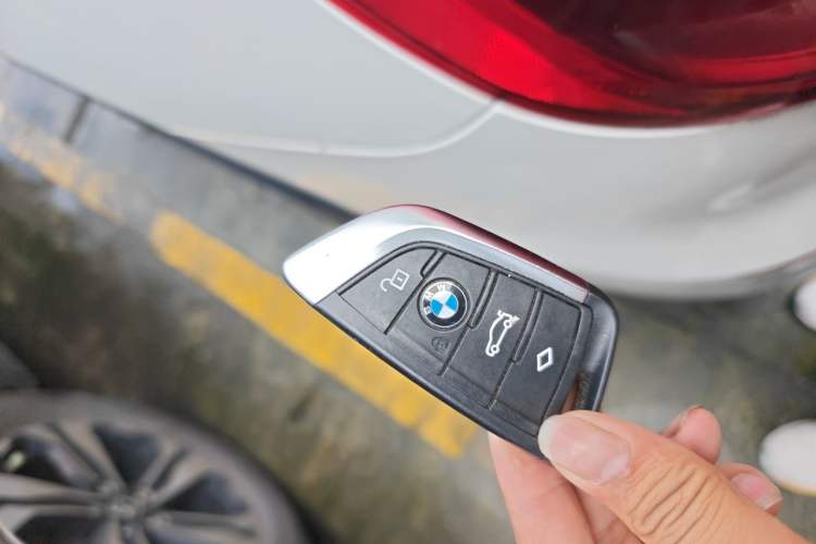 Used BMW X3 2021 xDrive28i Luxury Package Vehicle Key