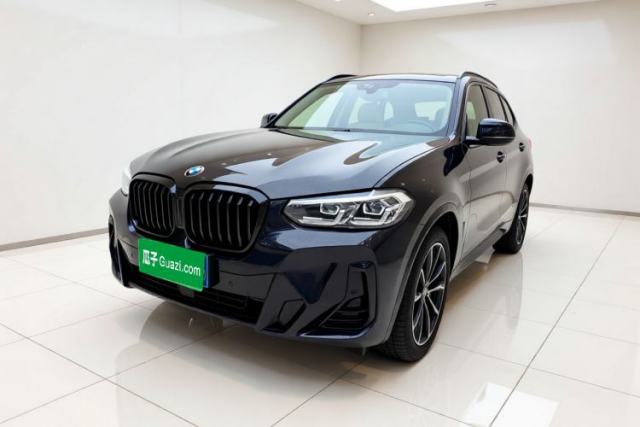 BMW X3 2022 xDrive30i Luxury Model M Night Sky Package usata