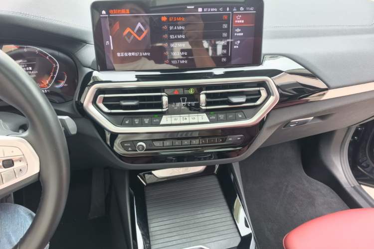 Used BMW X3 2022 Restyled xDrive25i M Sport Package Audio And AC Panel