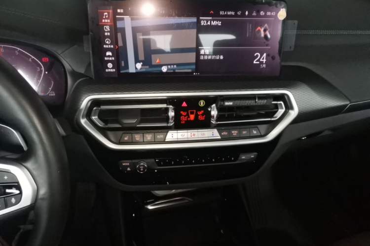 Used BMW X3 2022 Restyled xDrive30i Luxury Edition M Night Sky Package Audio And AC Panel