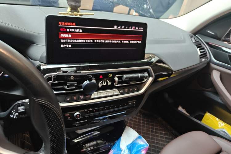 Used BMW X3 2022 xDrive25i M Sport Package Audio And AC Panel