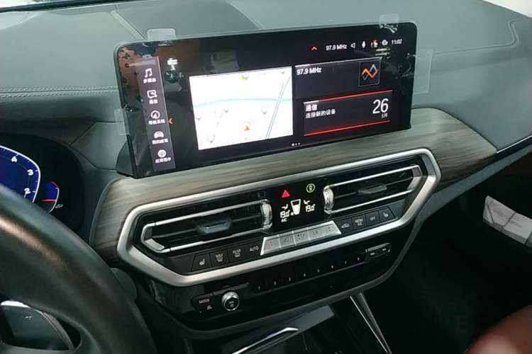 Used BMW X3 2022 xDrive30i Luxury Model M Night Sky Package Audio And AC Panel
