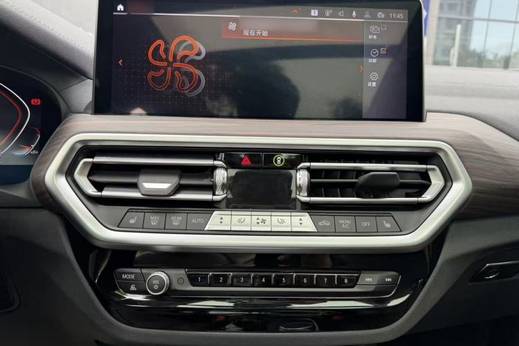 Used BMW X3 2022 Second Facelift xDrive30i Leading Edition M Night Sky Package Audio And AC Panel