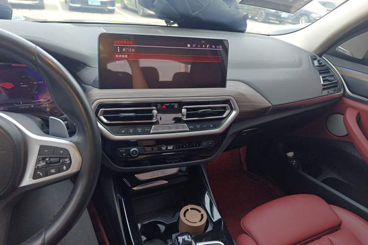 Used BMW X3 2022 xDrive30i Luxury Model M Night Sky Package Audio And AC Panel