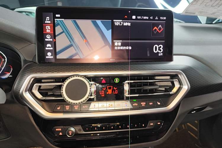Used BMW X3 2022 Restyled xDrive30i Luxury Edition M Night Sky Package Audio And AC Panel