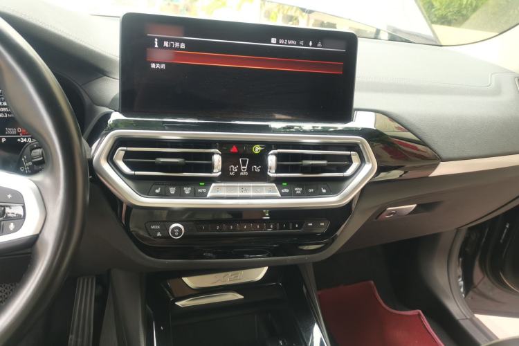 Used BMW X3 2022 xDrive25i M Sport Package Audio And AC Panel
