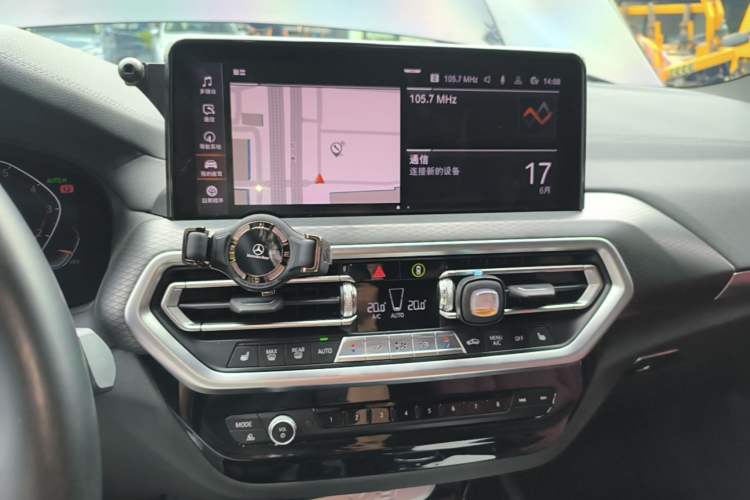 Used BMW X3 2022 Restyled xDrive30i Luxury Edition M Night Sky Package Audio And AC Panel