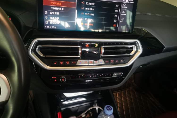 Used BMW X3 2022 xDrive25i M Sport Package Audio And AC Panel