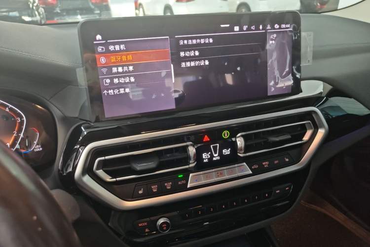 Used BMW X3 2022 xDrive25i M Sport Package Audio And AC Panel