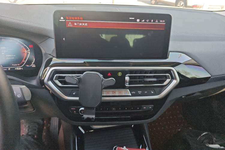 Used BMW X3 2022 Restyled xDrive25i M Sport Package Audio And AC Panel
