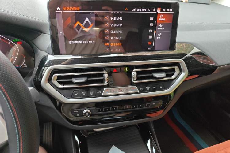 Used BMW X3 2022 Restyled xDrive25i M Sport Package Audio And AC Panel