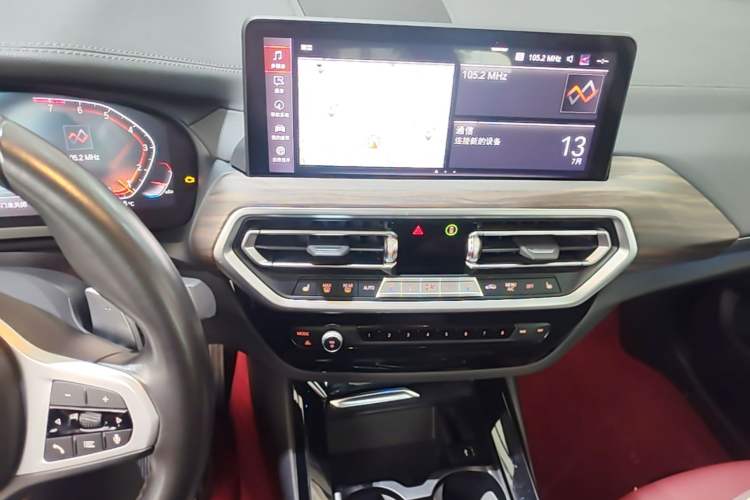 Used BMW X3 2022 xDrive30i Luxury Model M Night Sky Package Audio And AC Panel