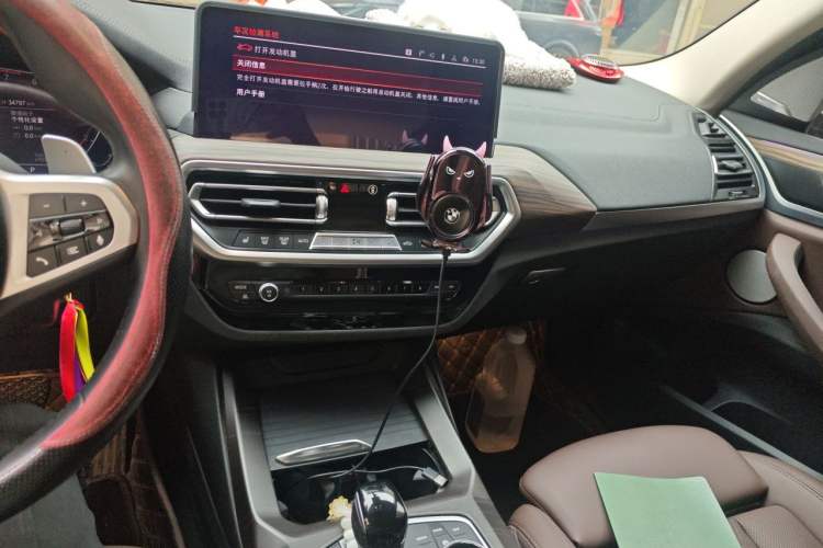 Used BMW X3 2022 Facelift xDrive30i Luxury Edition M Night Edition Package Audio And AC Panel