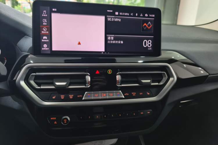 Used BMW X3 2022 xDrive25i M Sport Package Audio And AC Panel