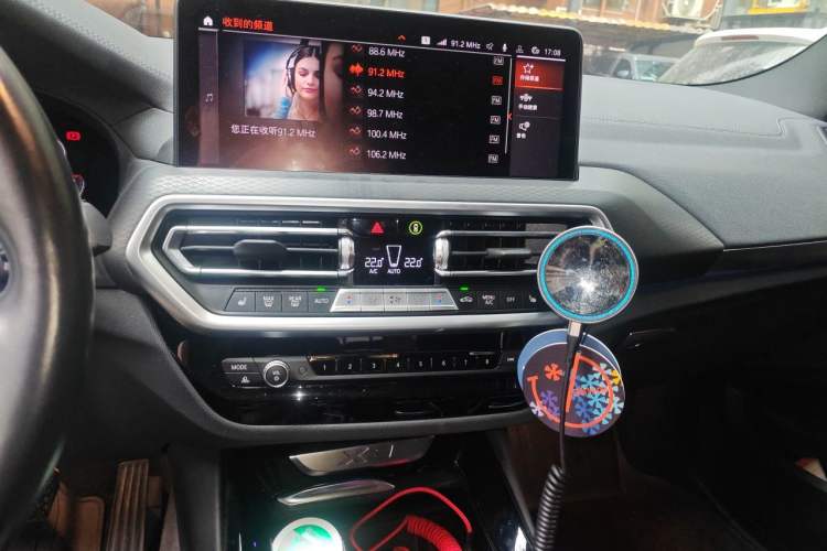 Used BMW X3 2022 xDrive30i Luxury Edition M Night Sky Package Audio And AC Panel