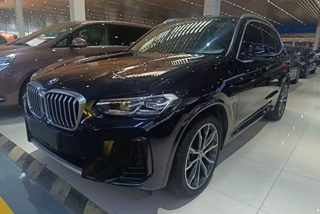 Ojetý BMW X3 2022 xDrive30i Luxury Model M Night Sky Package