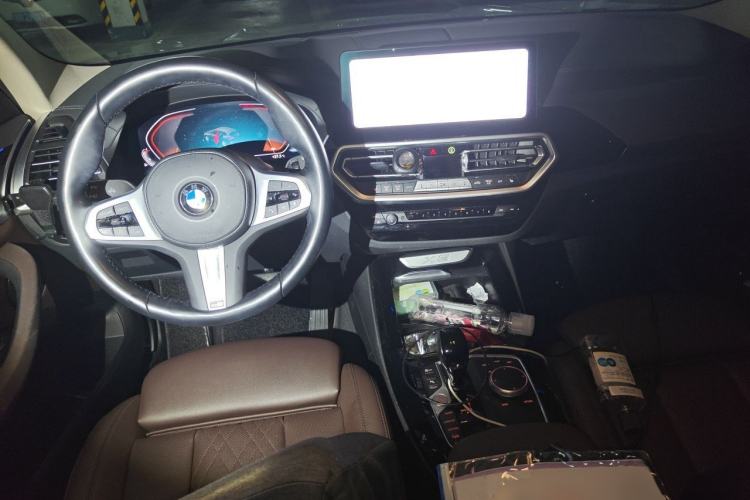 Used BMW X3 2022 xDrive25i M Sport Package Center Console