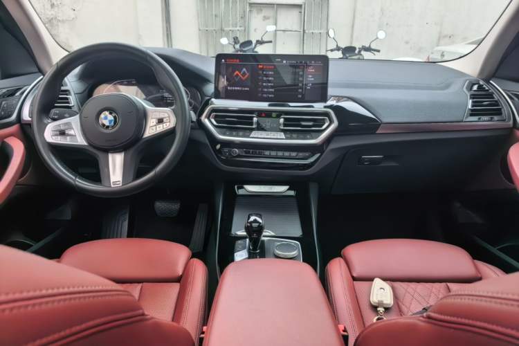 Used BMW X3 2022 Restyled xDrive25i M Sport Package Center Console