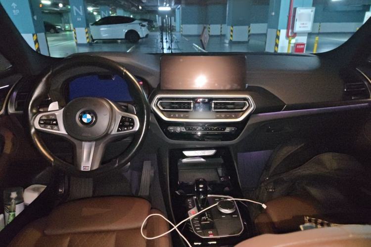 Used BMW X3 2022 Restyled xDrive30i Luxury Edition M Night Sky Package Center Console