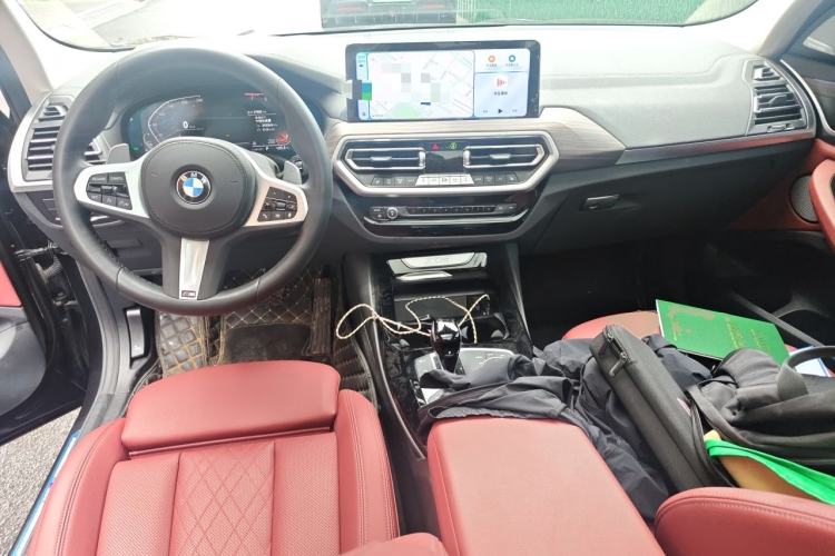 Used BMW X3 2022 xDrive30i Luxury Model M Night Sky Package Center Console