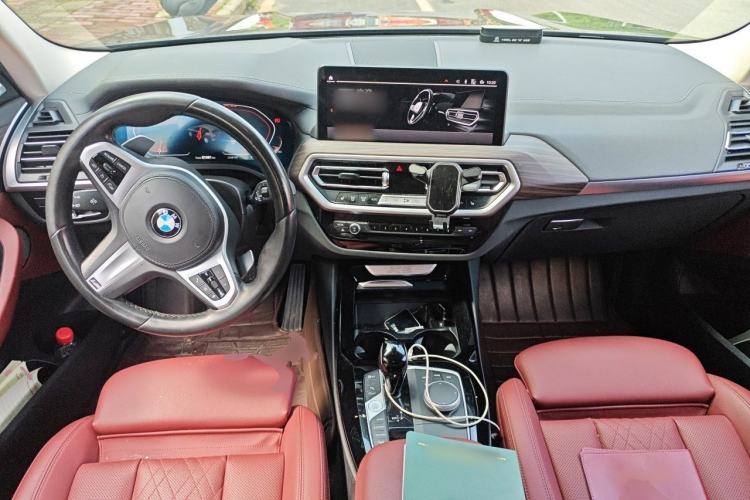 Used BMW X3 2022 xDrive30i Luxury Model M Night Sky Package Center Console