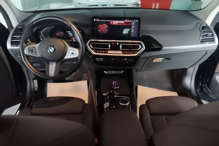 Used BMW X3 2022 Restyled xDrive25i M Sport Package Center Console