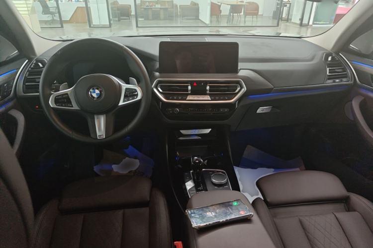 Used BMW X3 2022 xDrive30i Luxury Model M Night Sky Package Center Console