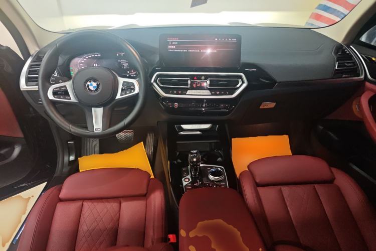 Used BMW X3 2022 xDrive25i M Sport Package Center Console