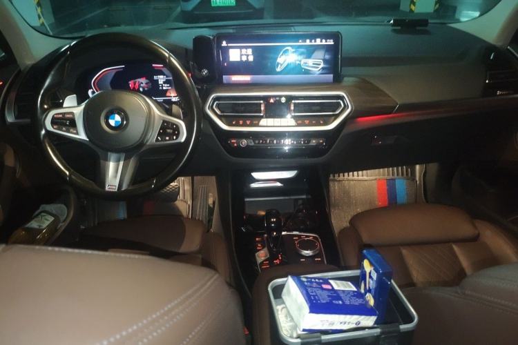 Used BMW X3 2022 xDrive30i Luxury Model M Night Sky Package Center Console